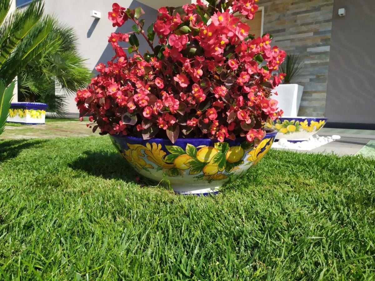 A L'Aquila Per Un Sogno Hotel ภายนอก รูปภาพ