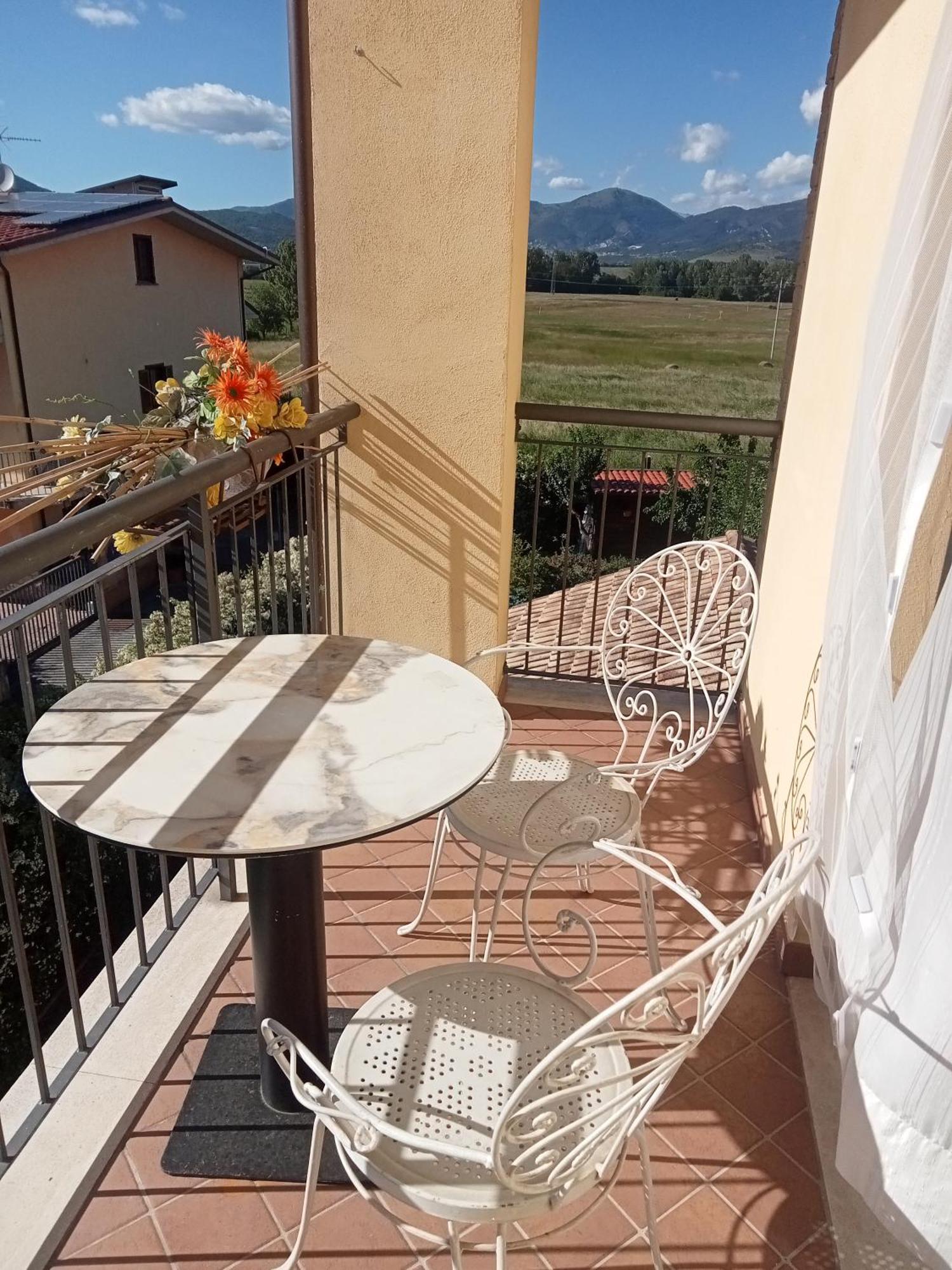 A L'Aquila Per Un Sogno Hotel ภายนอก รูปภาพ